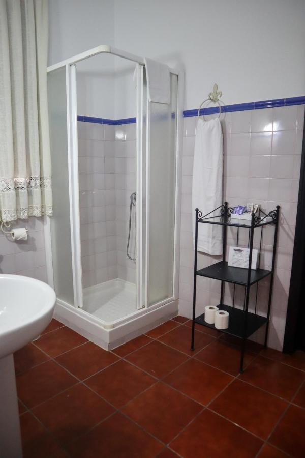 Apartamentos Turisticos Casa Cantillo 卡莫纳 外观 照片